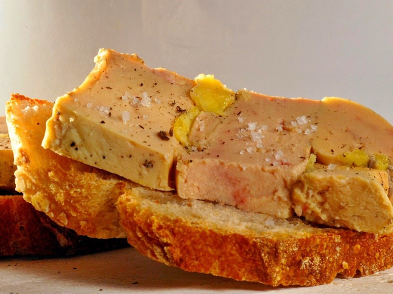 causse-Foie-gras-on-pain-de-campagne-CRT